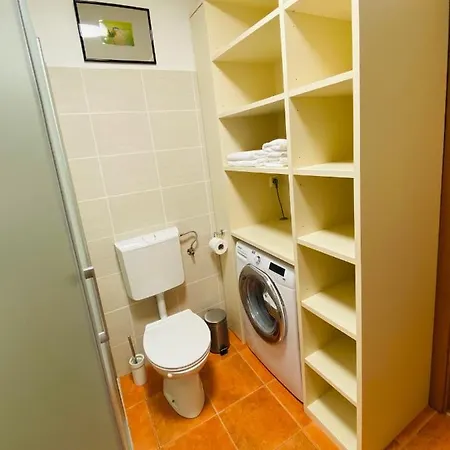 Pri Nas