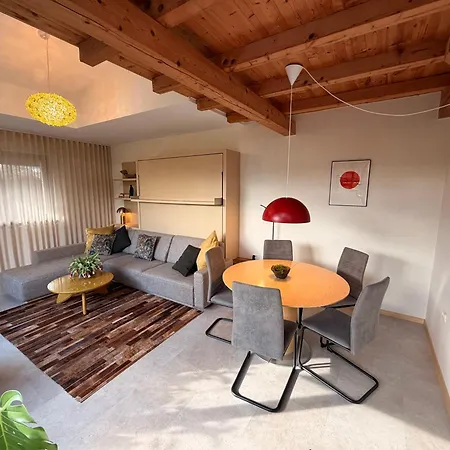 普利纳思公寓酒店 公寓 *